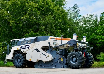 WIRTGEN WR 250i: Naše nová posila - CZ WIRTGEN WR 250i: Naše nová posila - CZ